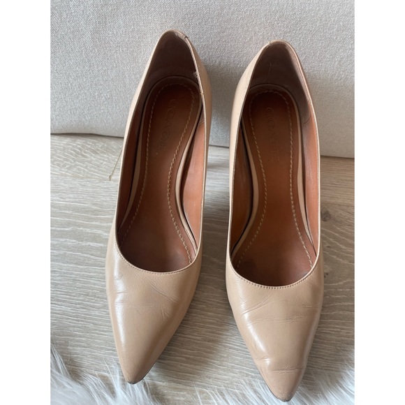 Coach Nude Heels - Picture 4 of 4